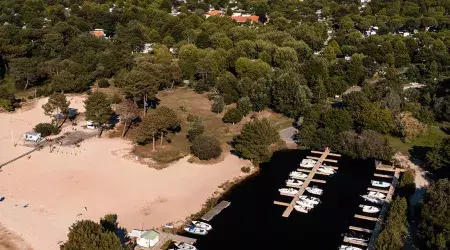Plage privée du camping de la Réserve